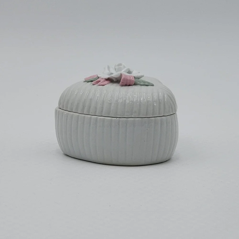 Porcelain Heart Trinket Box White Rose Pink Bow Ribbed Floral Jewelry Box